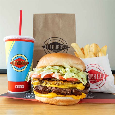 Fatburger & Buffalos Express: burgers, sandwiches, milkshakes。